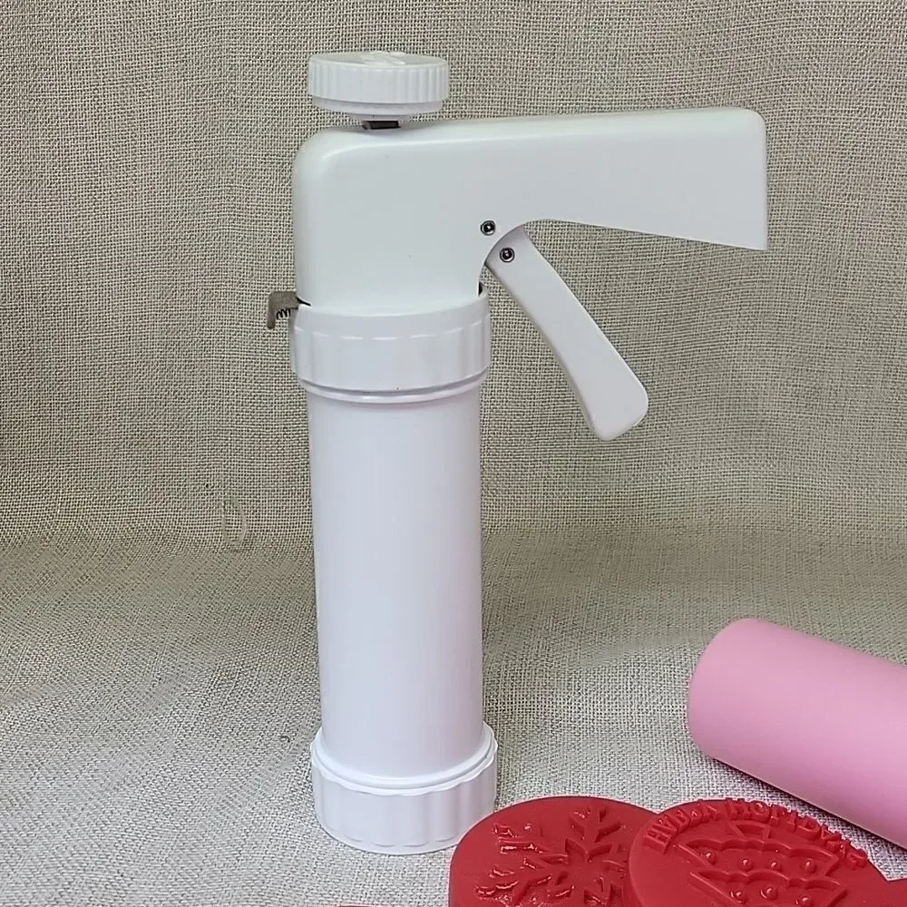 Wilton Cookie Press Christmas cookies Hand Held With 12 Disks